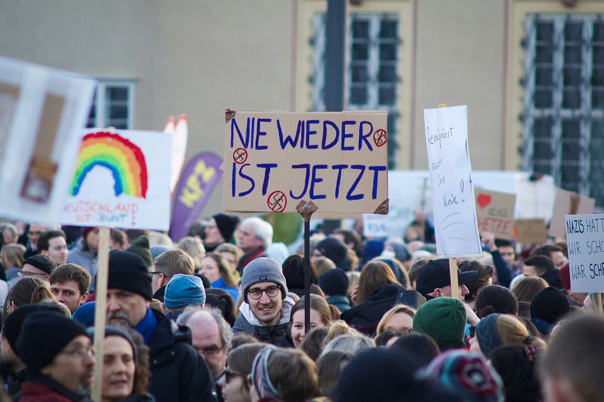 Header Bild